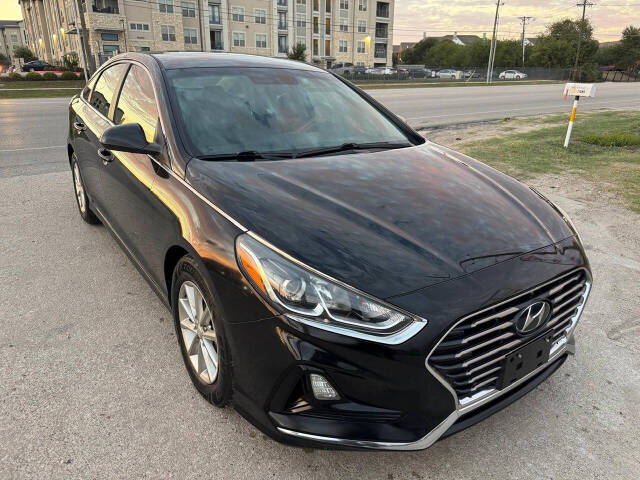 2019 Hyundai Sonata - Image 1