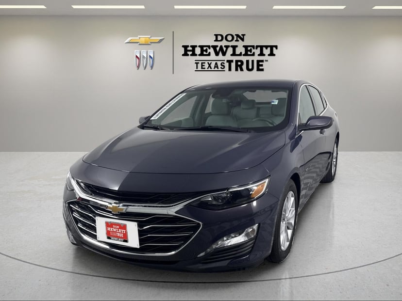 2025 Chevrolet Malibu - Image 1