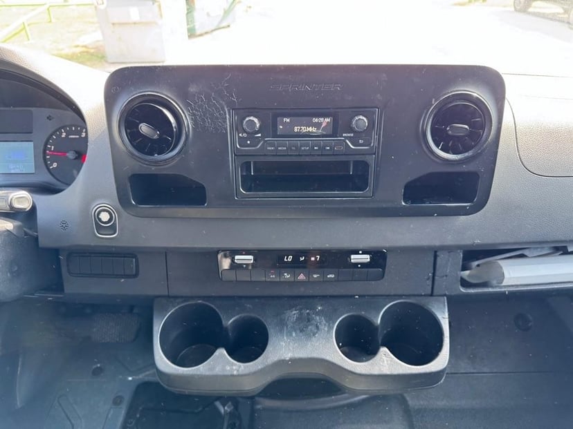 2019 Mercedes-Benz Sprinter - Image 3
