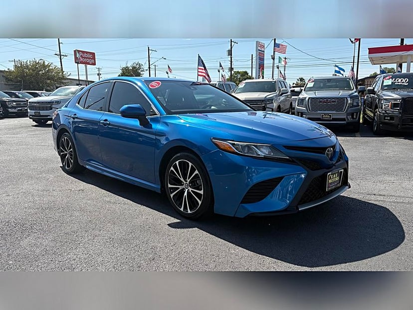 2019 Toyota Camry - Image 1