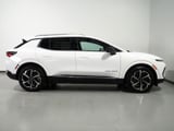 2024 Chevrolet Equinox EV - Preview 4