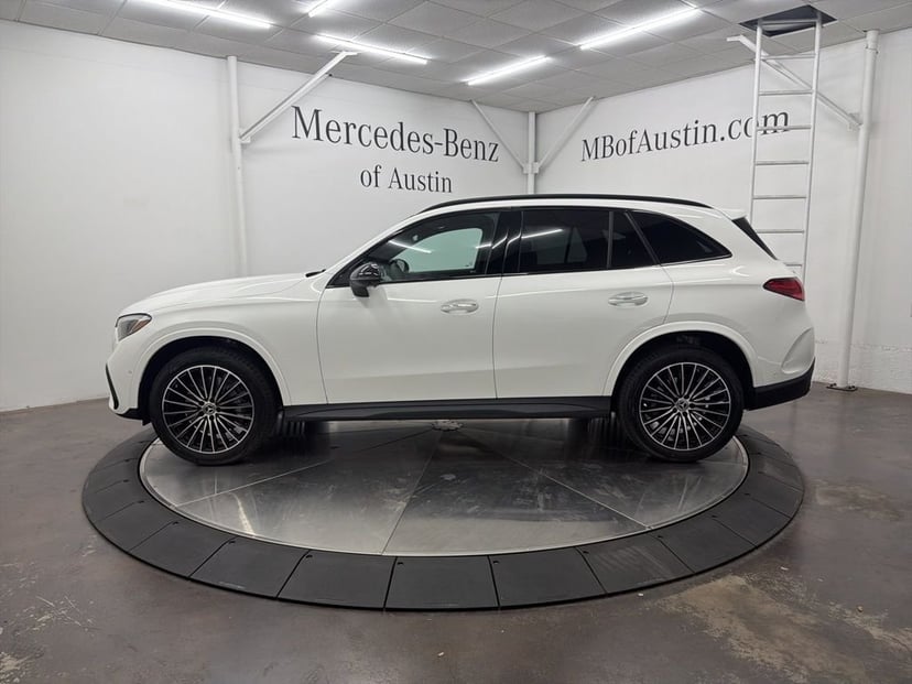 2026 Mercedes-Benz GLC - Image 1