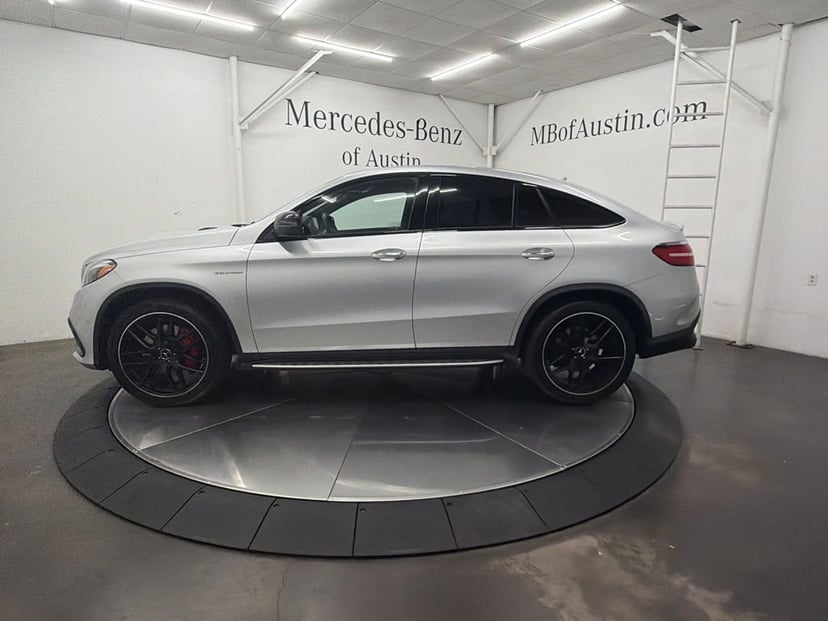 2019 Mercedes-Benz GLE - Image 2