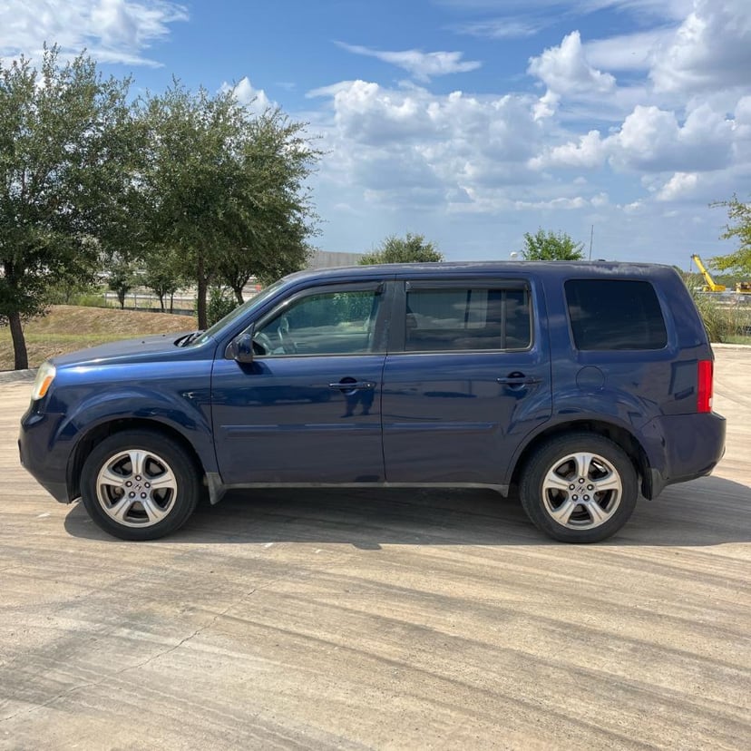 2014 Honda Pilot - Image 2