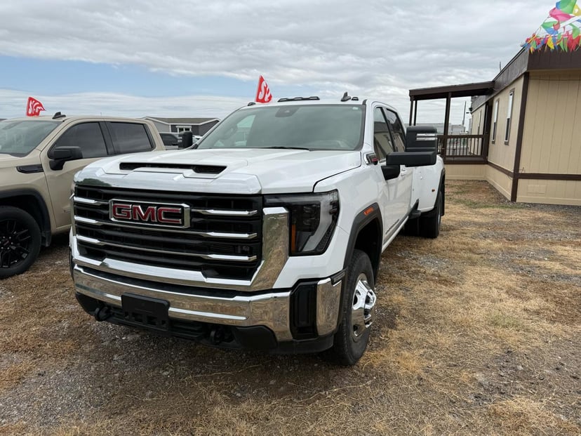 2024 GMC Sierra 3500 HD - Image 1