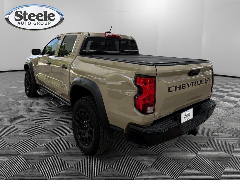 2023 Chevrolet Colorado - Image 3