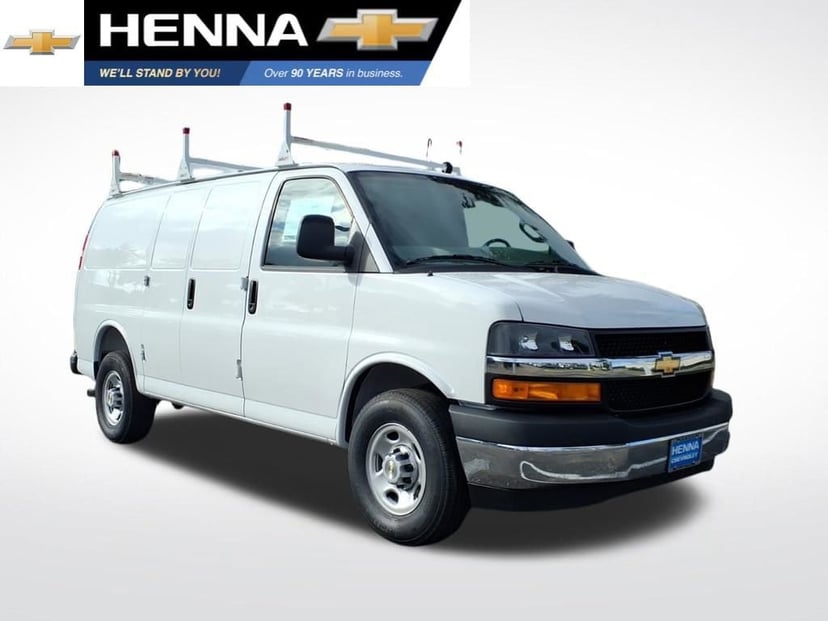 2026 Chevrolet Express Cargo - Image 1