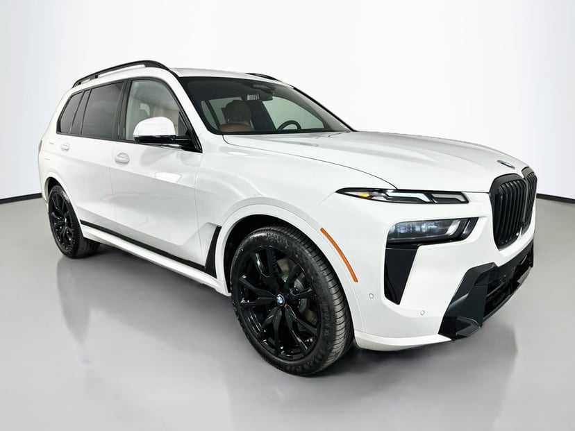 2027 BMW X7 - Image 1