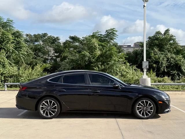 2020 Hyundai Sonata - Image 3