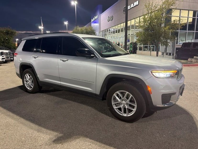 2025 Jeep Grand Cherokee L - Image 1
