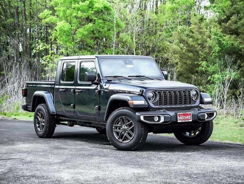 2025 Jeep Gladiator - Image 1