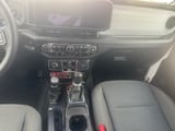 2025 Jeep Wrangler - Preview 11