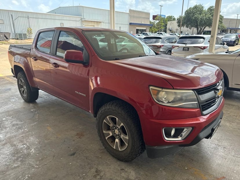 2015 Chevrolet Colorado - Image 2