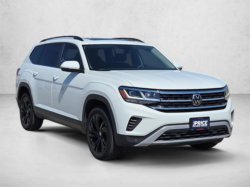 2023 Volkswagen Atlas - Image 1
