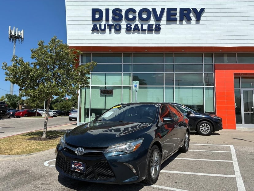 2017 Toyota Camry - Image 1