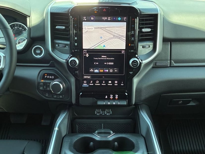 2026 Ram 1500 - Image 2