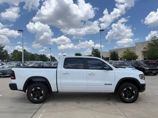 2020 Ram 1500 - Image 3