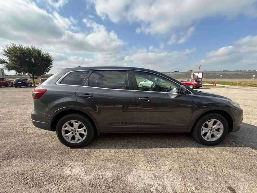 2013 Mazda CX-9 - Image 2