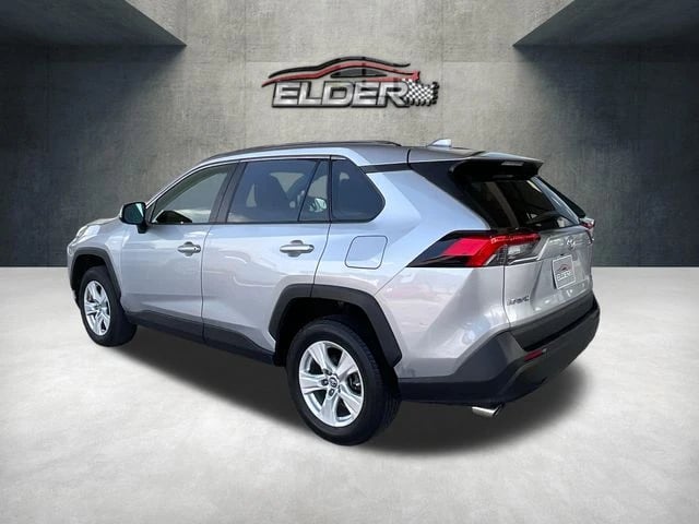 2019 Toyota RAV4 - Image 3