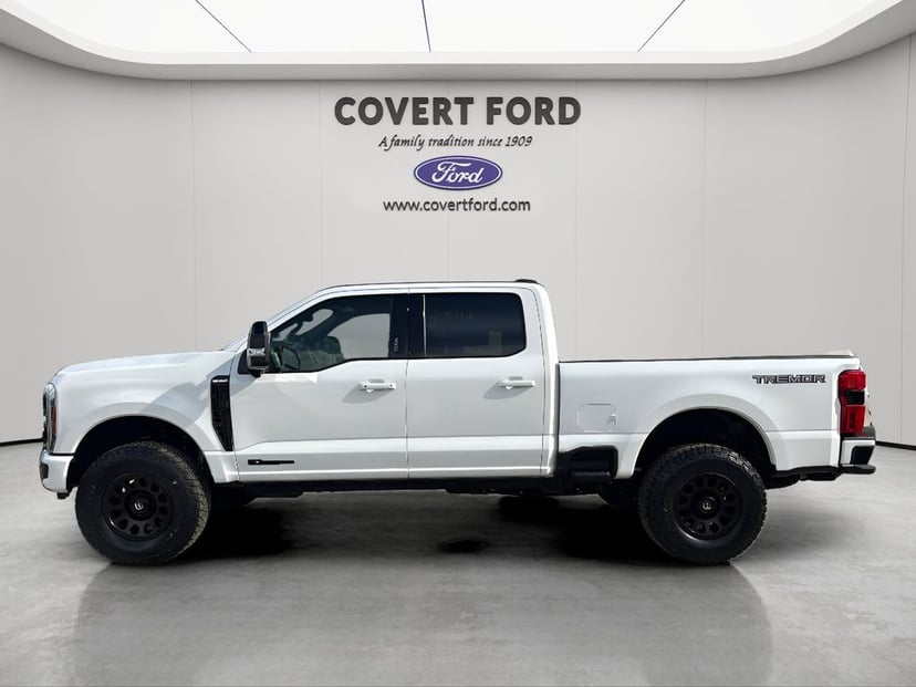 2026 Ford F-250 - Image 2
