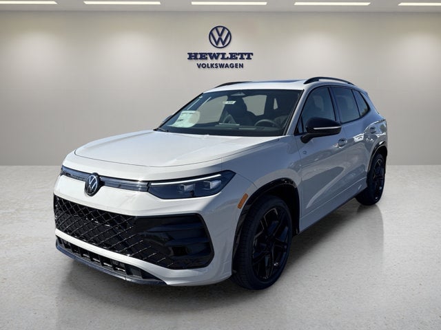 2026 Volkswagen Tiguan - Image 1