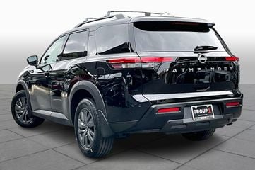 2026 Nissan Pathfinder - Image 1