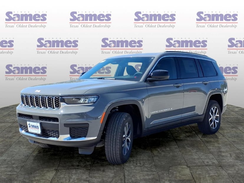 2027 Jeep Grand Cherokee - Image 1