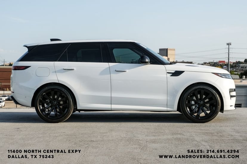 2026 Land Rover Range Rover Sport - Image 2