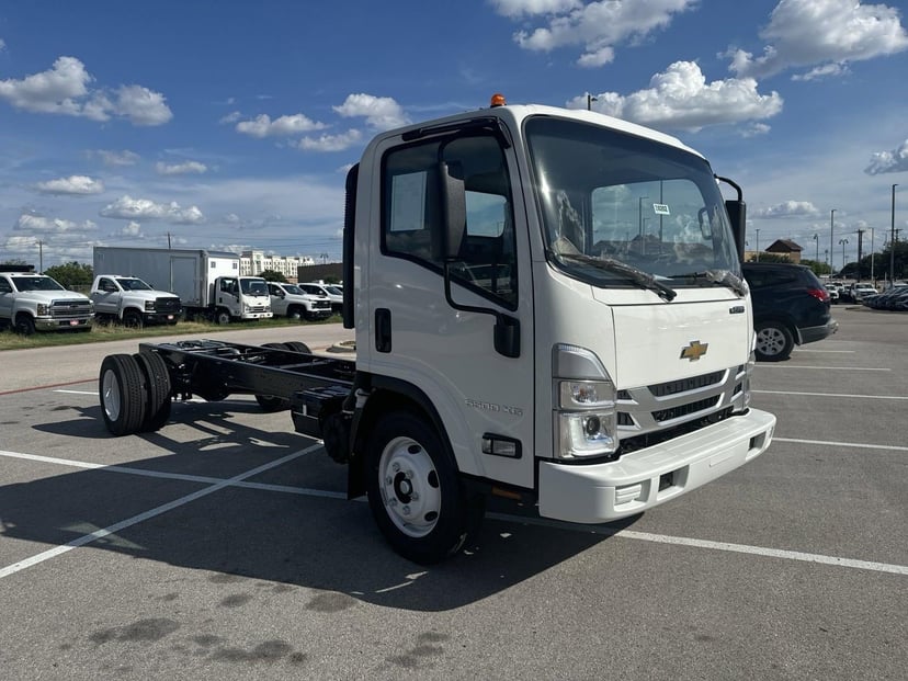 2025 Chevrolet Low Cab Forward - Image 1