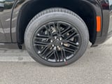2026 Jeep Grand Wagoneer - Preview 13