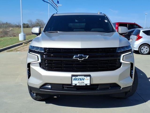 2024 Chevrolet Suburban - Image 3