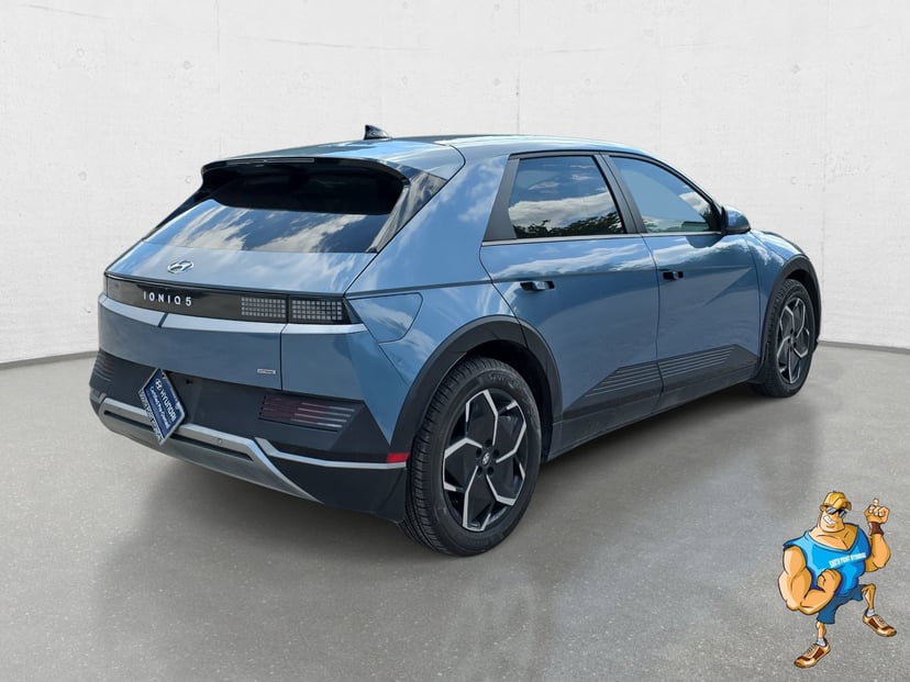 2024 Hyundai Ioniq 5 - Image 3