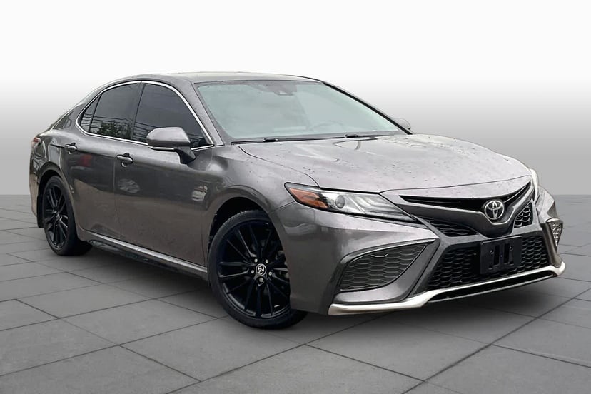 2021 Toyota Camry - Image 1