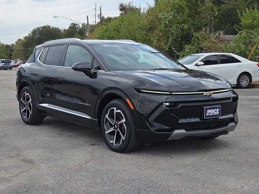 2024 Chevrolet Equinox EV - Image 3