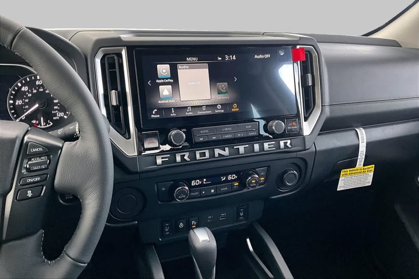 2026 Nissan Frontier - Image 2