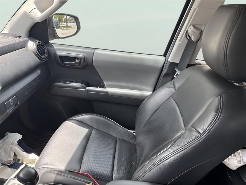 2022 Toyota Tacoma - Image 3