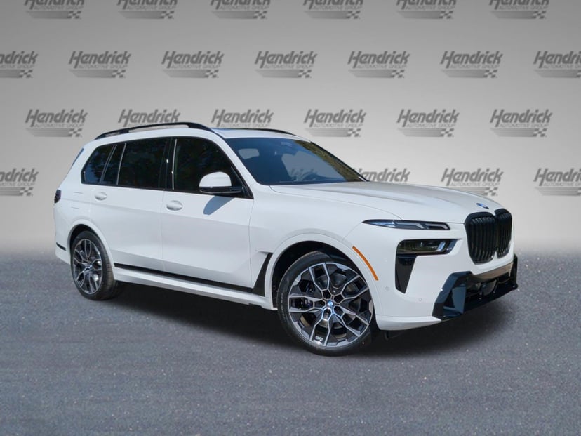2027 BMW X7 - Image 1