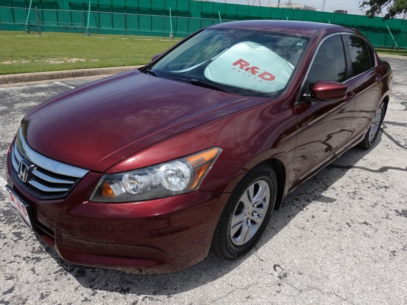 2012 Honda Accord Sedan - Image 2