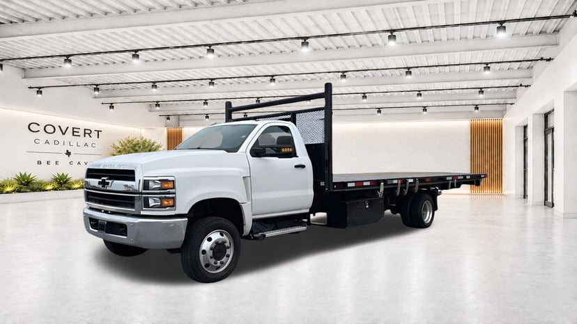 2019 Chevrolet Silverado 6500HD - Image 2