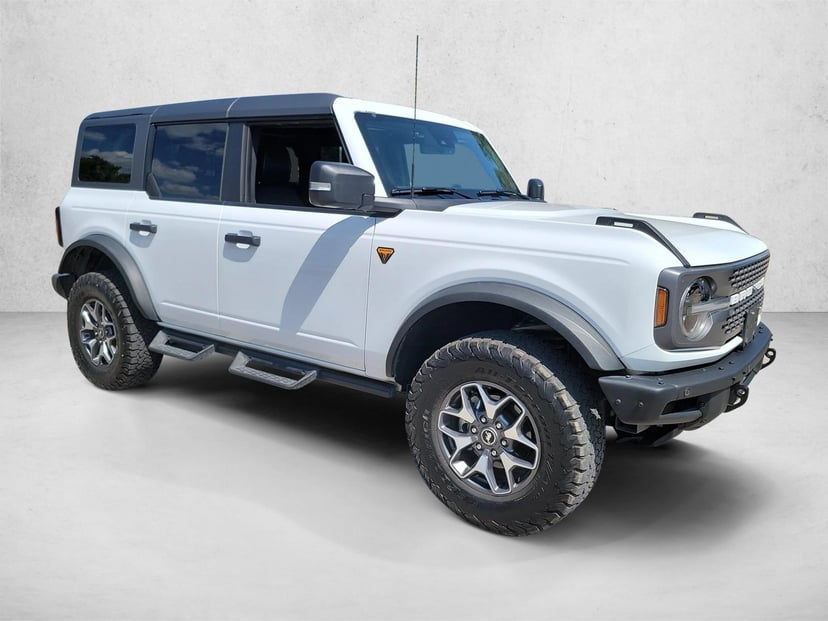 2024 Ford Bronco - Image 1