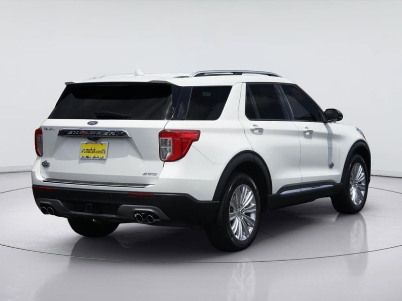 2022 Ford Explorer - Image 3