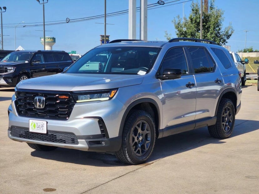 2025 Honda Pilot - Image 1