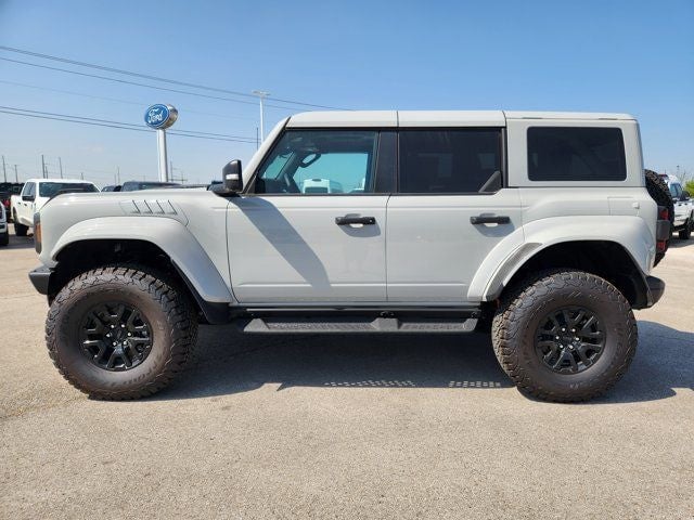 2026 Ford Bronco - Image 2