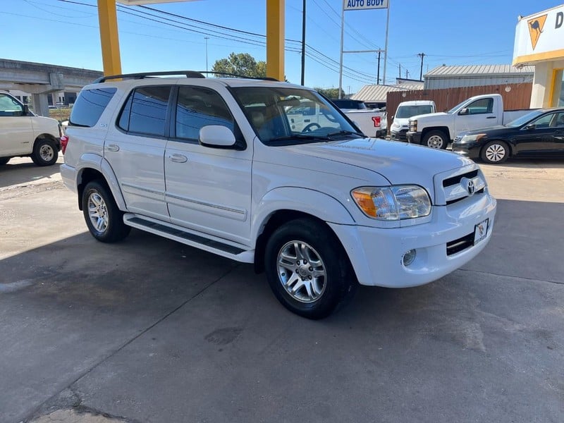 2006 Toyota Sequoia - Image 1