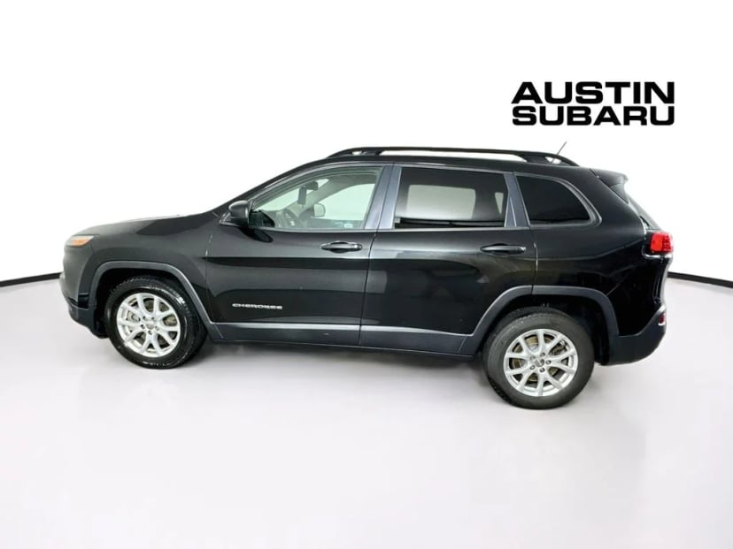 2016 Jeep Cherokee - Image 2