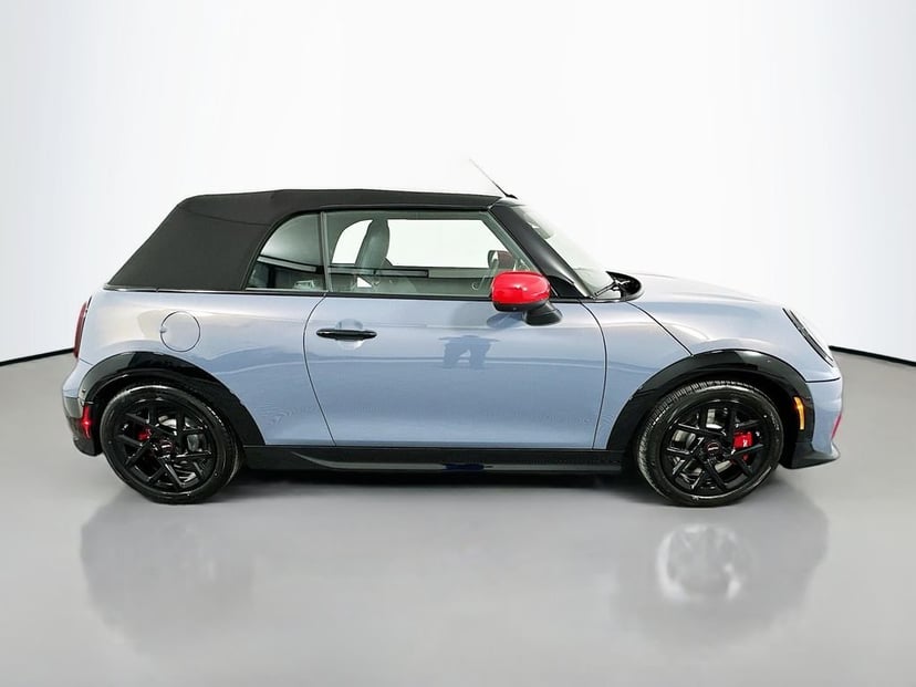 2026 MINI Convertible Iconic Convertible Brown - Image 3