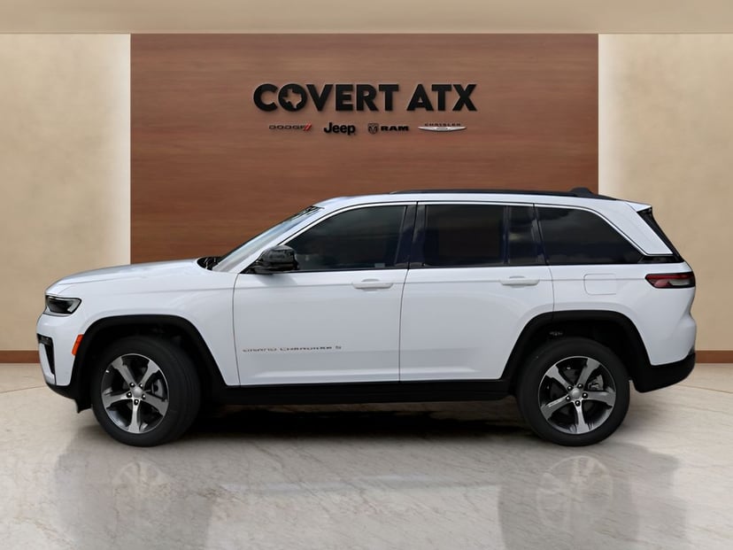 2026 Jeep Grand Cherokee - Image 2