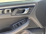 2022 Porsche Macan - Preview 11