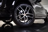 2024 Porsche Macan - Preview 12