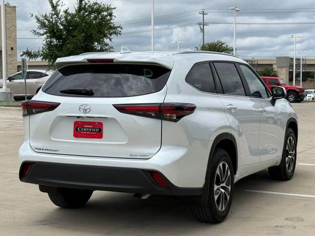 2026 Toyota Highlander - Image 3